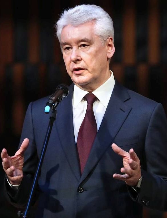 Собянин: через год мы полностью вернемся к прежнему образу жизни